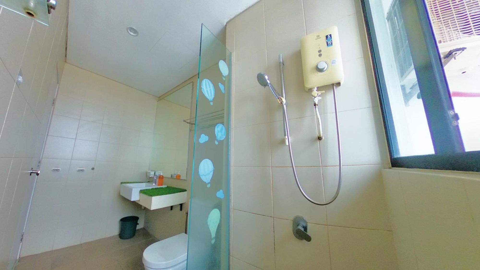 I-City Free Wifi 55Inch Smarttv Car Park Fit 5Pax Shah Alam Exterior photo